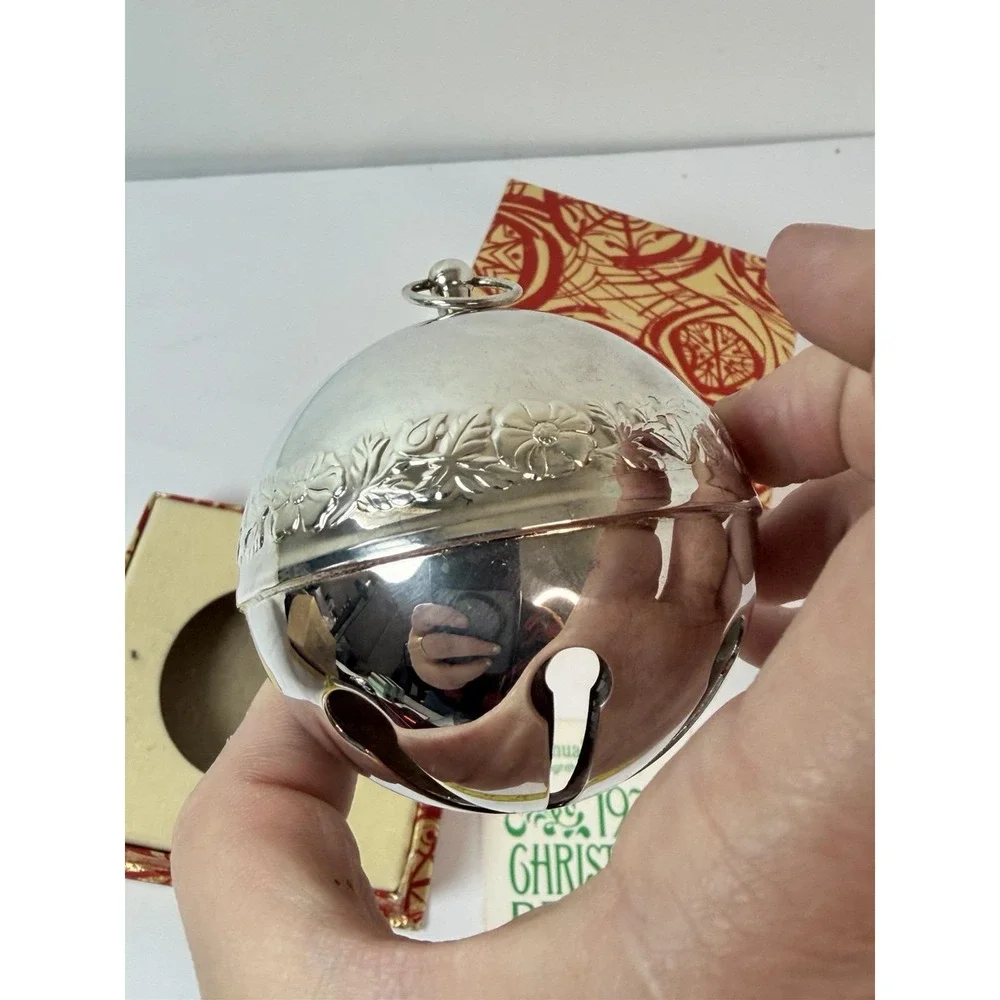 Wallace Silverplated 1978 8th Edition Sleigh Bell Christmas Ornament